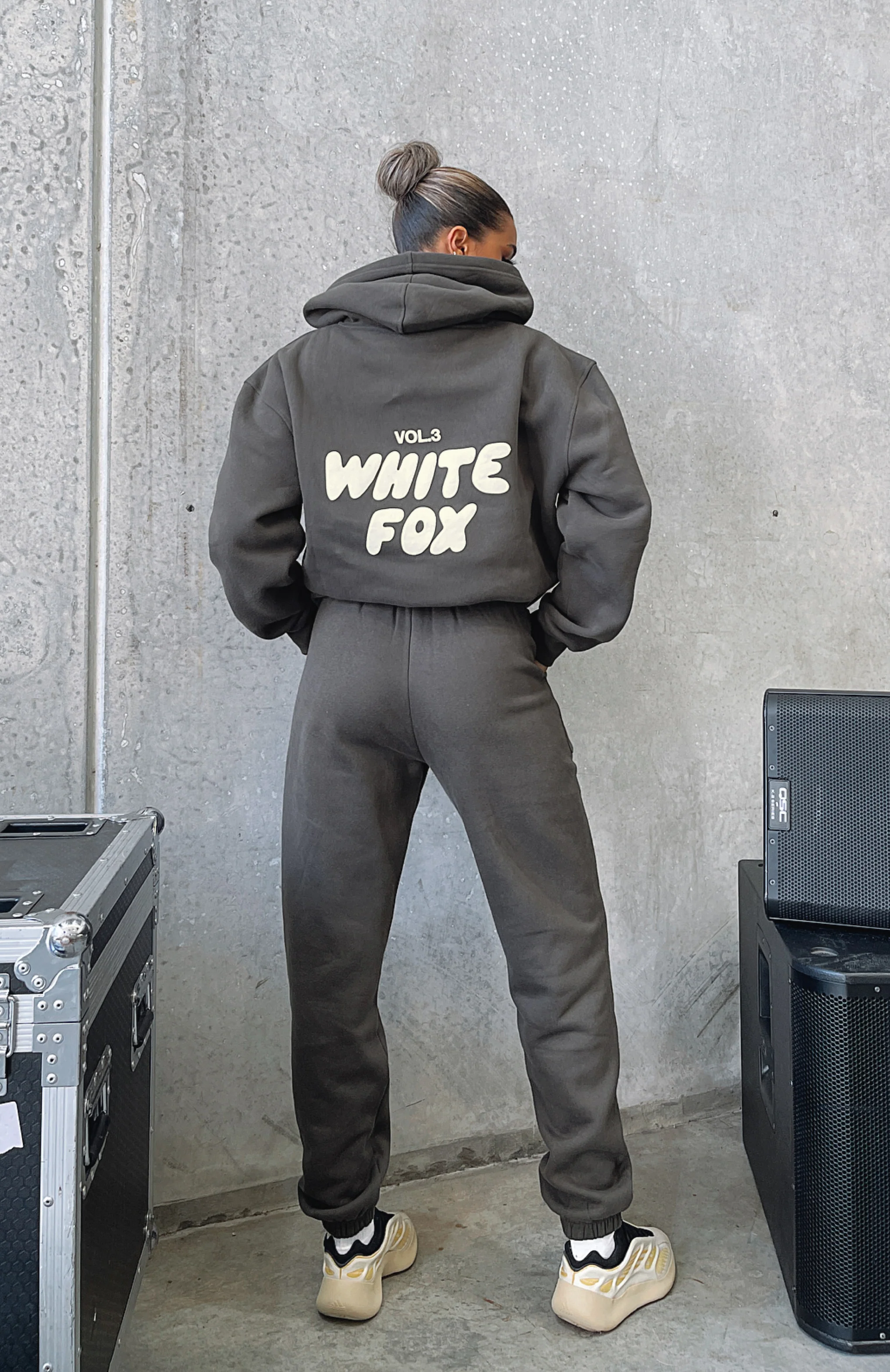 Offstage Sweatpants Shadow - Image 5